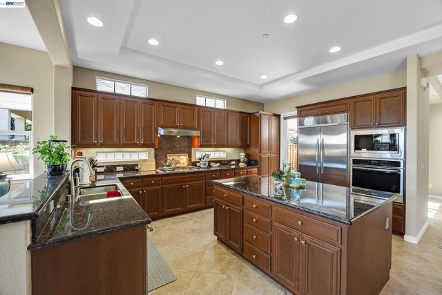 1362 Chatham Ct, Pleasanton, CA 94566