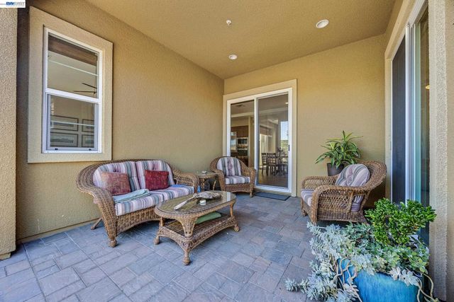 1362 Chatham Ct, Pleasanton, CA 94566