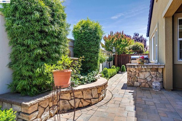 1362 Chatham Ct, Pleasanton, CA 94566