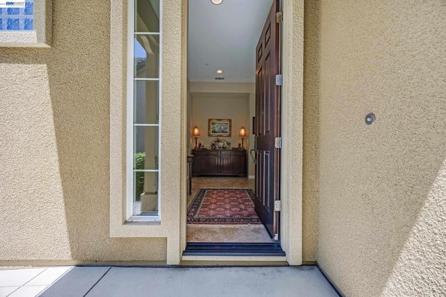 1362 Chatham Ct, Pleasanton, CA 94566