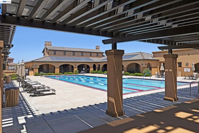 1362 Chatham Ct, Pleasanton, CA 94566