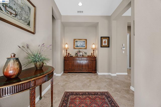 1362 Chatham Ct, Pleasanton, CA 94566
