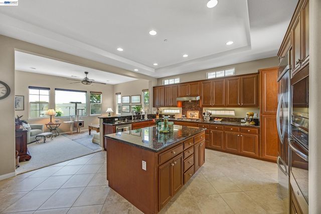 1362 Chatham Ct, Pleasanton, CA 94566