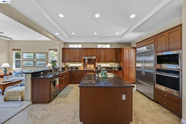 1362 Chatham Ct, Pleasanton, CA 94566
