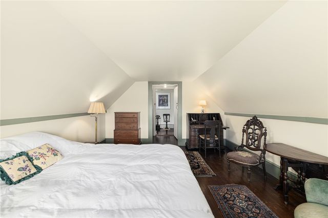 10 Casey Court, Newport, RI 02840