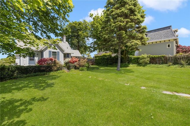 10 Casey Court, Newport, RI 02840