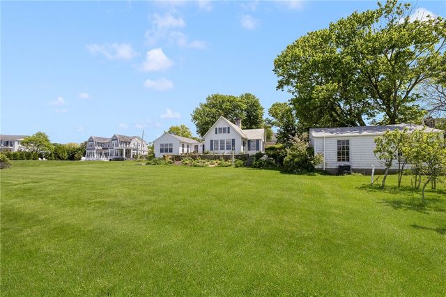 10 Casey Court, Newport, RI 02840