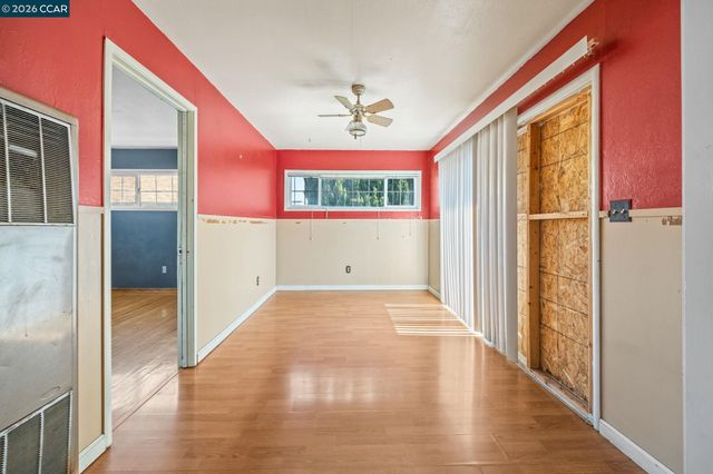 15594 Sharon St, San Lorenzo, CA 94580