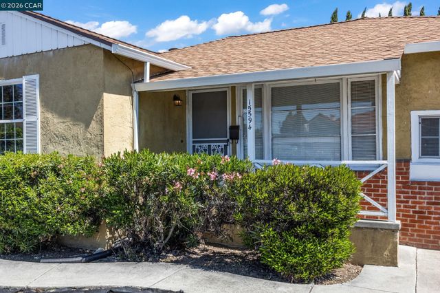 15594 Sharon St, San Lorenzo, CA 94580
