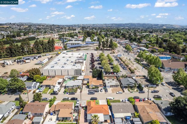 15594 Sharon St, San Lorenzo, CA 94580