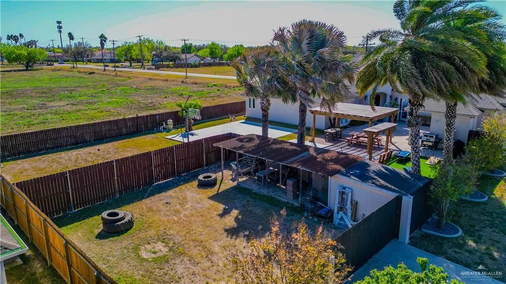 Image 17 of property listing at 1200 E 28th Street, Mission, TX 78574