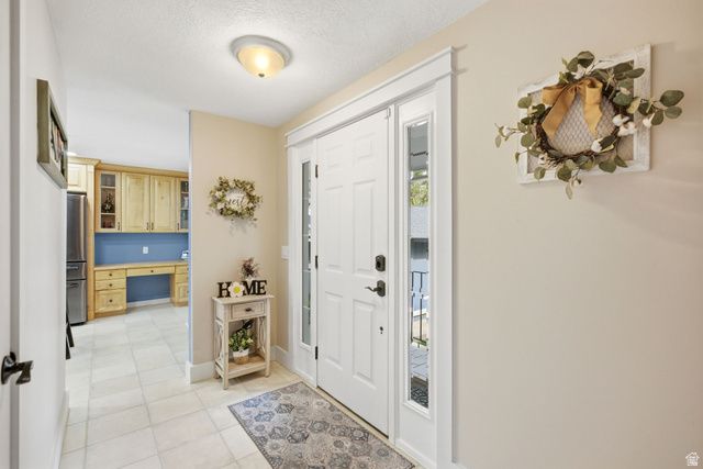 2586 E COUNTRY OAKS DR, Layton, UT 84040