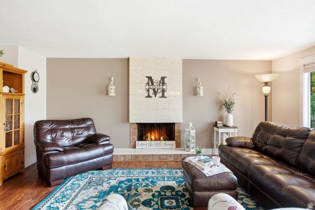2586 E COUNTRY OAKS DR, Layton, UT 84040