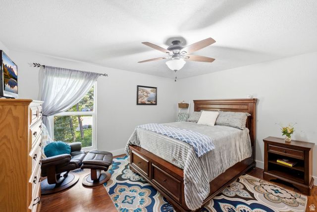 2586 E COUNTRY OAKS DR, Layton, UT 84040