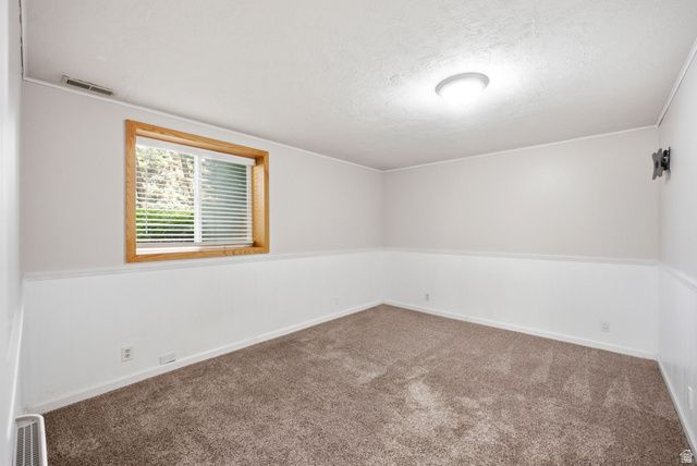 2586 E COUNTRY OAKS DR, Layton, UT 84040