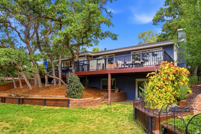 2586 E COUNTRY OAKS DR, Layton, UT 84040