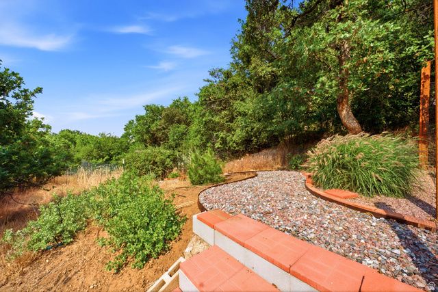 2586 E COUNTRY OAKS DR, Layton, UT 84040