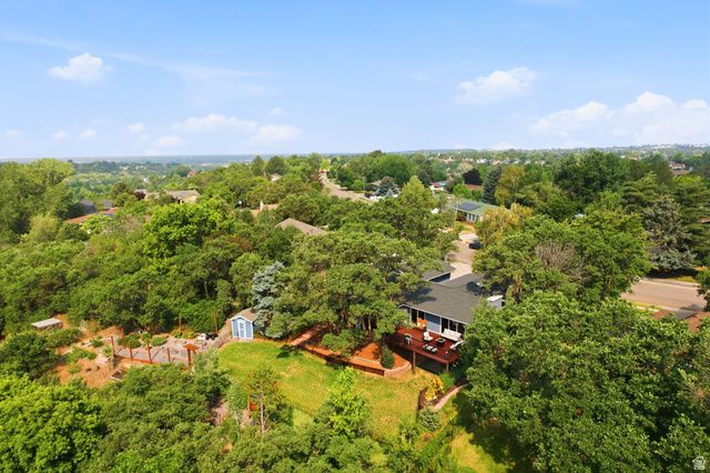 2586 E COUNTRY OAKS DR, Layton, UT 84040