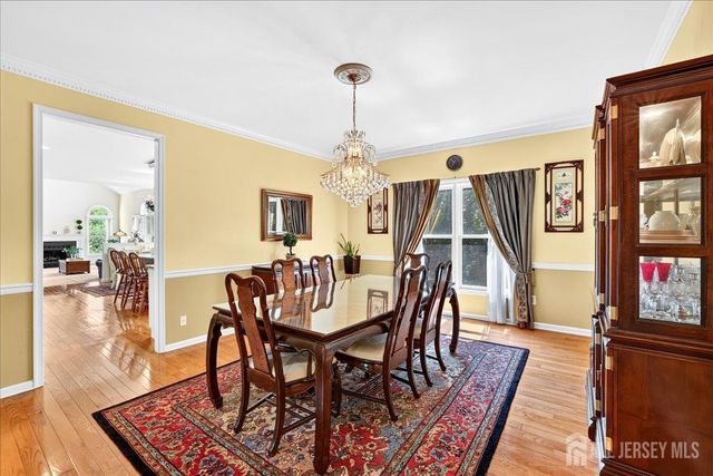 19 Legends Drive, Monroe, NJ 08831