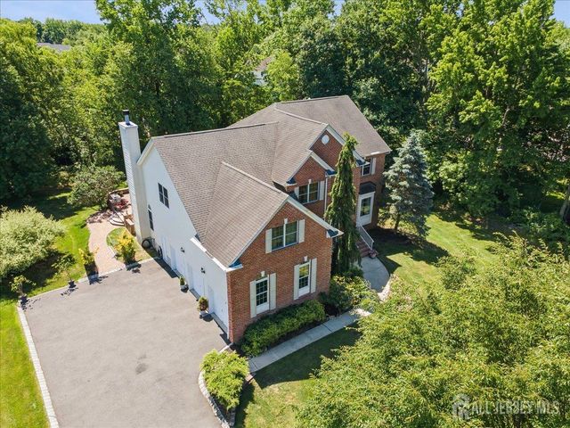 19 Legends Drive, Monroe, NJ 08831