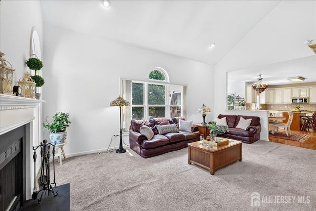 19 Legends Drive, Monroe, NJ 08831