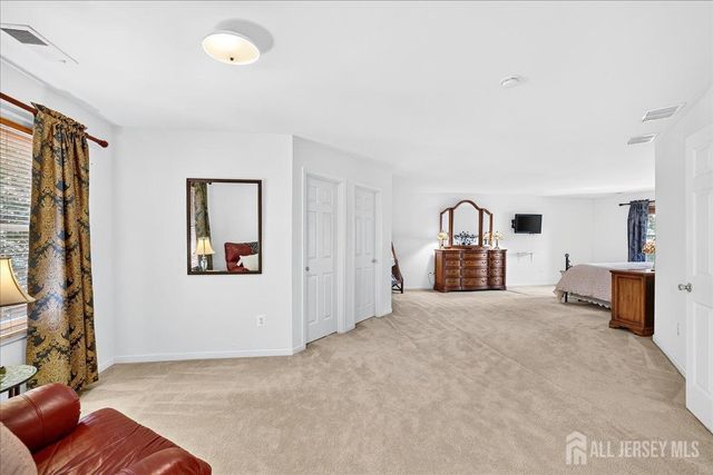 19 Legends Drive, Monroe, NJ 08831