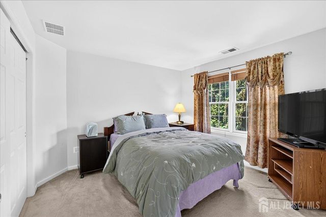 19 Legends Drive, Monroe, NJ 08831