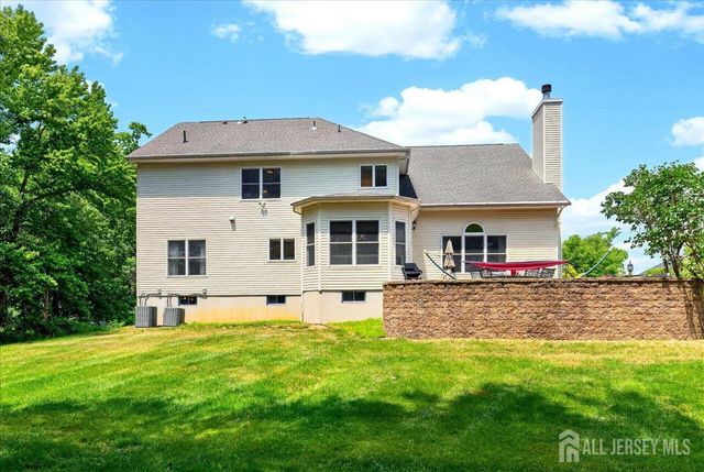 19 Legends Drive, Monroe, NJ 08831