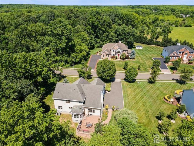 19 Legends Drive, Monroe, NJ 08831