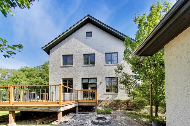 535 CEDAR Street, Park Ridge, IL 60068