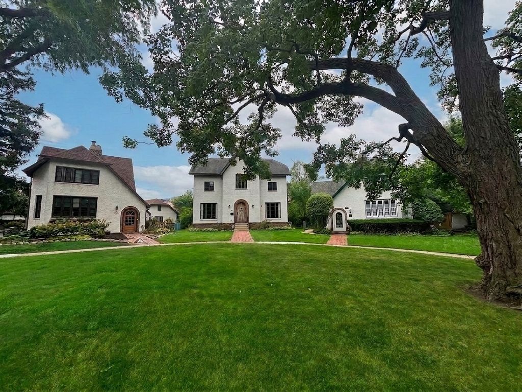 535 CEDAR Street, Park Ridge, IL 60068