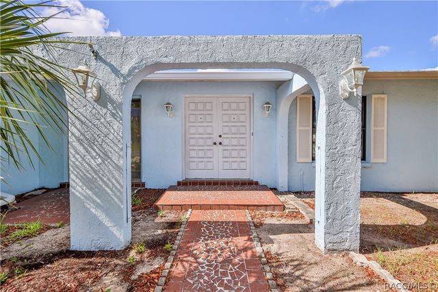 10170 Northcliffe Boulevard, Spring Hill, FL 34608