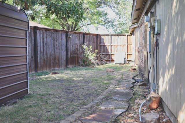 2400 Raintree Drive, Plano, TX 75074