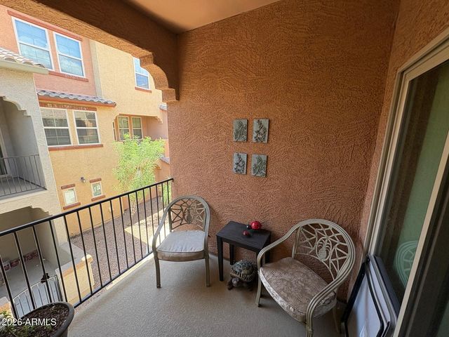 7726 W PIPESTONE Place, Phoenix, AZ 85035