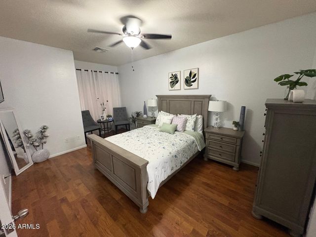 7726 W PIPESTONE Place, Phoenix, AZ 85035