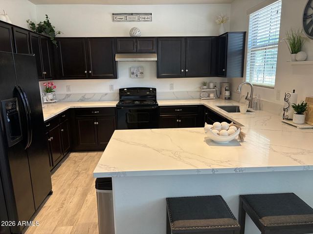 7726 W PIPESTONE Place, Phoenix, AZ 85035
