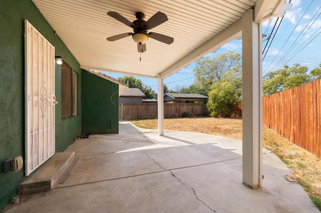 5667 Rio Verde Way, North Highlands, CA 95660