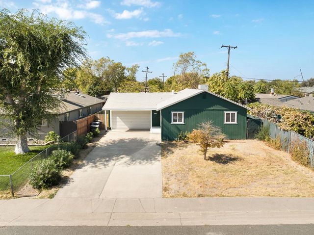 5667 Rio Verde Way, North Highlands, CA 95660