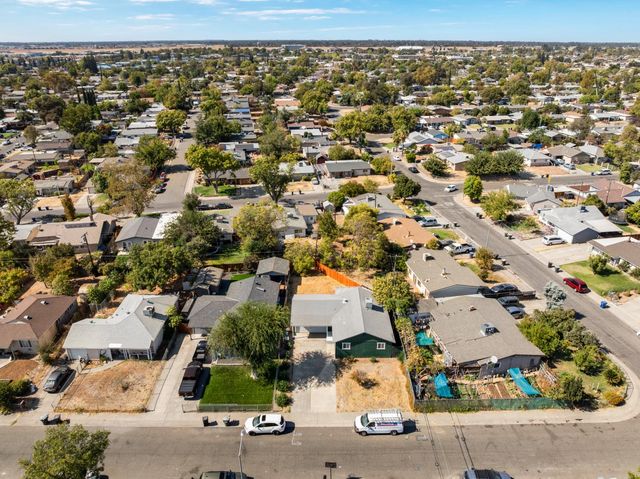 5667 Rio Verde Way, North Highlands, CA 95660