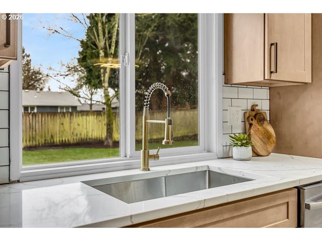 17928 Nw PARK VIEW Blvd, Portland, OR 97229