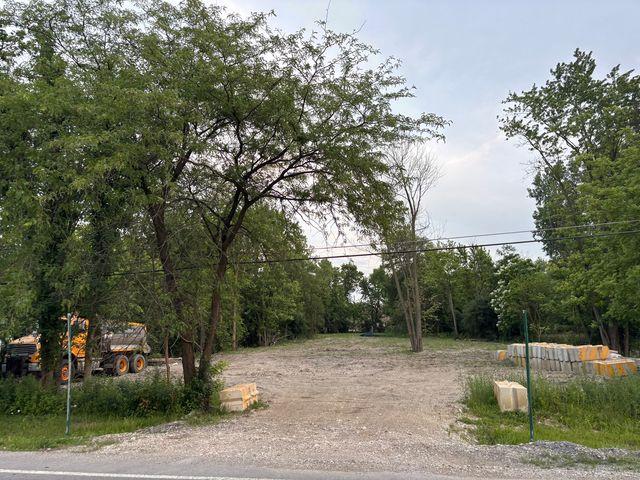 3949 Flossmoor Road, Flossmoor, IL 60422