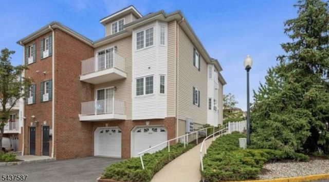 105 Roseland Ave 304, Caldwell Boro Twp., NJ 07006