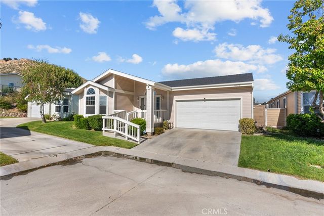 27828 Spyglass Lane, Canyon Country, CA 91351