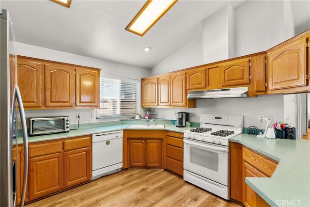 27828 Spyglass Lane, Canyon Country, CA 91351