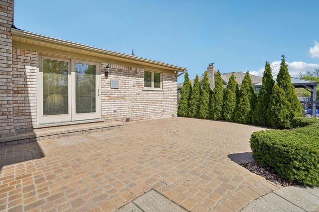 13844 Diversion Drive, Sterling Heights, MI 48313