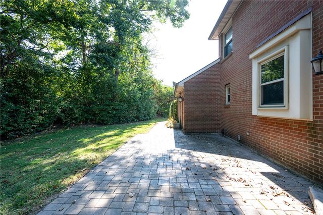 8363 Squirrel Hollow Ridge, West Chester Twp, OH 45069