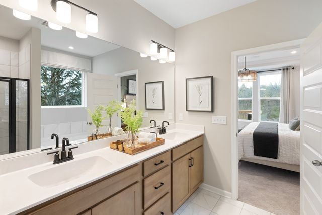 2437 Kemp Drive, Hermitage, TN 37076