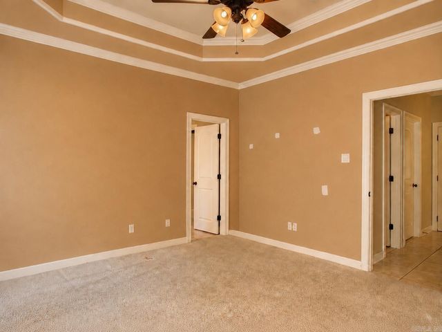 8423 Wolf Creek Ct, North Little Rock, AR 72120