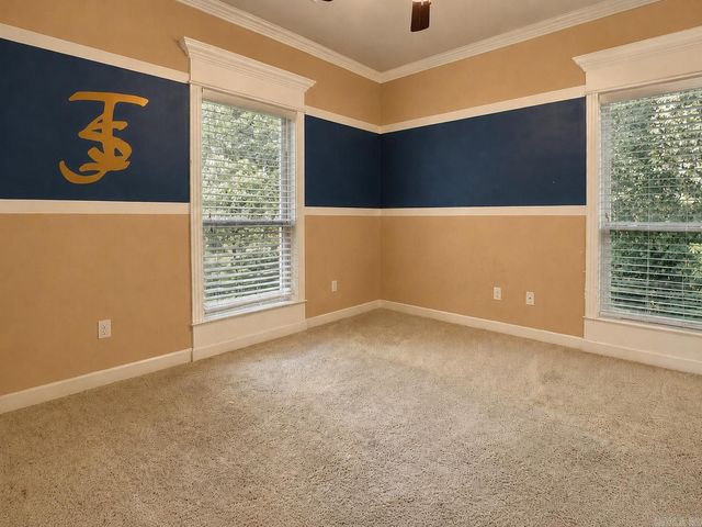 8423 Wolf Creek Ct, North Little Rock, AR 72120