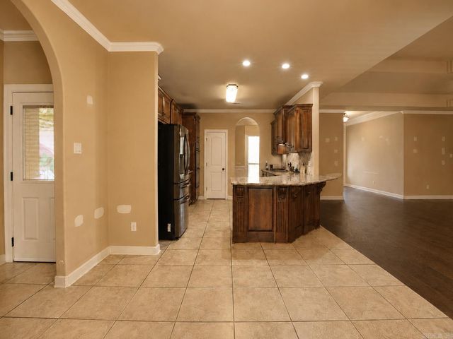 8423 Wolf Creek Ct, North Little Rock, AR 72120